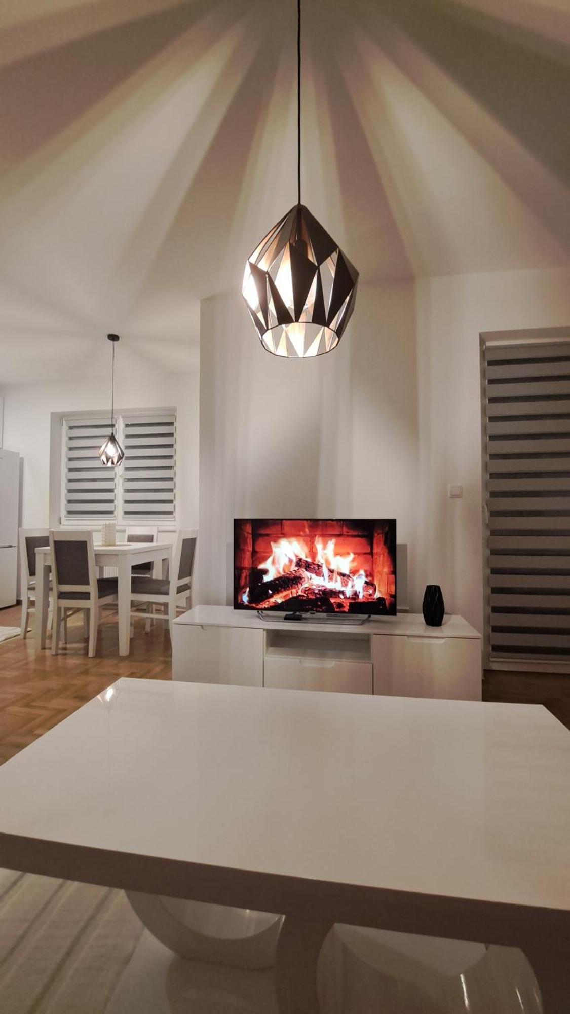 Sunset-lukavica Apartment *